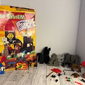 Incomplete Set W/ Box Vtg 1994 LEGO Castle Majisto's Tower 1906 *See Pics & Read